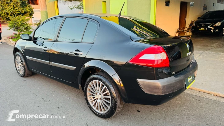 MÉGANE 1.6 Dynamique 16V