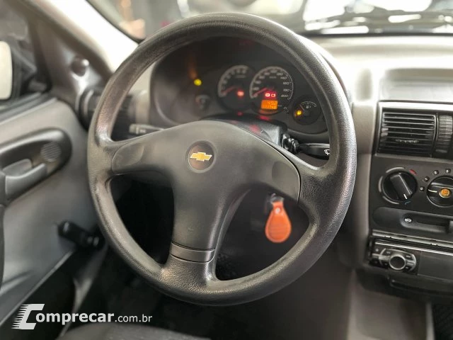 CLASSIC - 1.0 MPFI LS 8V 4P MANUAL