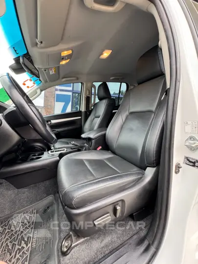 Hilux CD SRX 4x4 2.8 TDI 16V Diesel Aut.