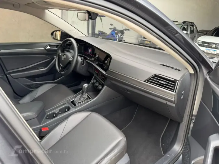 JETTA Comfort. 250 TSI 1.4 Flex 16v Aut.