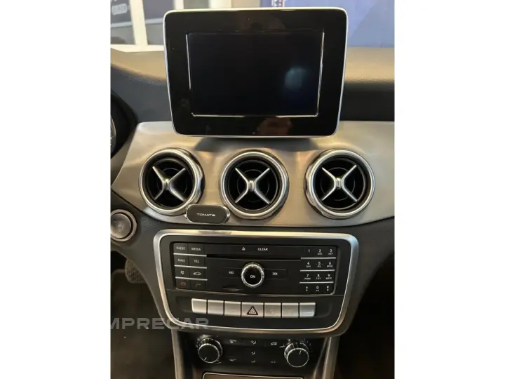GLA 200 1.6 CGI FLEX ADVANCE 7G-DCT