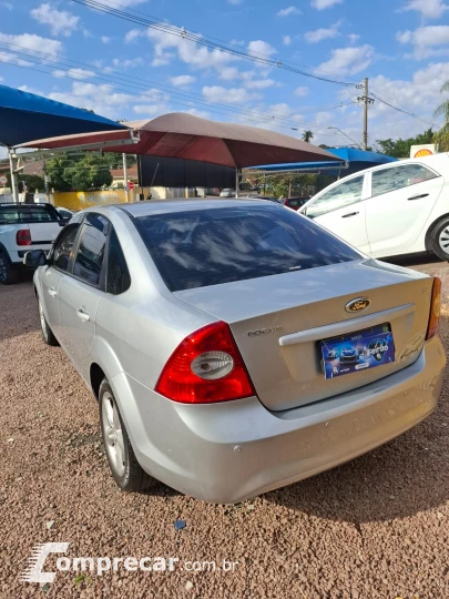 Focus Sedan