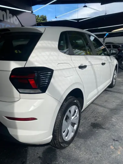 Polo Hatch 1.0 4P MPI TRACK