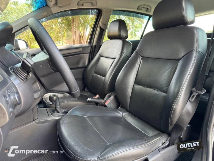 VECTRA 2.0 SFI GT-X HATCH 8V FLEX 4P MANUAL