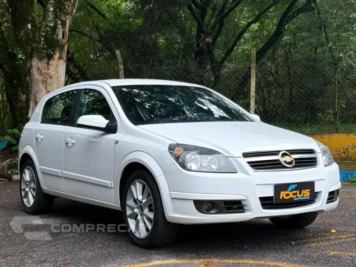 VECTRA HATCH 4P GT-X