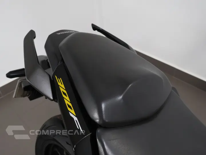 HONDA CB 300F TWISTER ABS