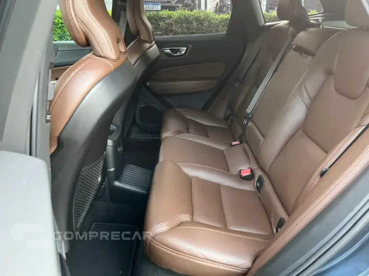 XC60 2.0 T8 Recharge Inscription AWD Geartronic