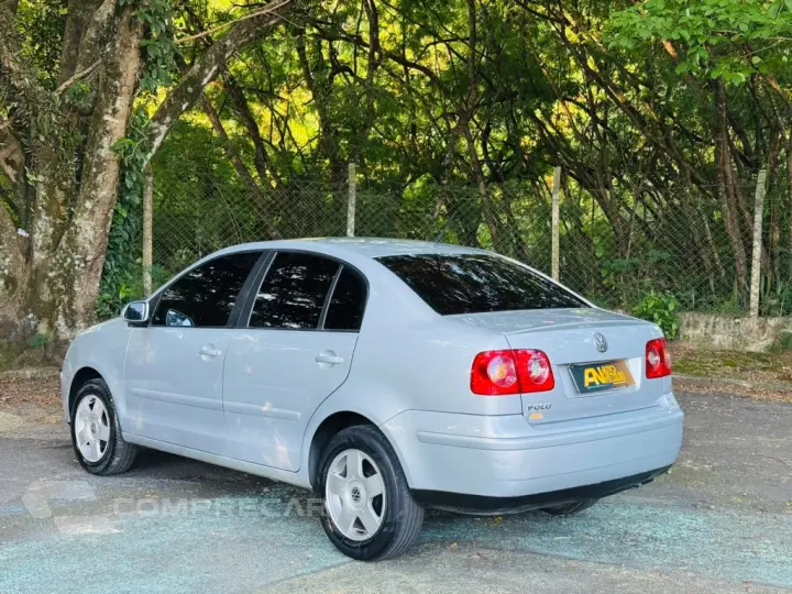 POLO SEDAN 1.6 MI COMFORTLINE 8V FLEX 4P MANUAL