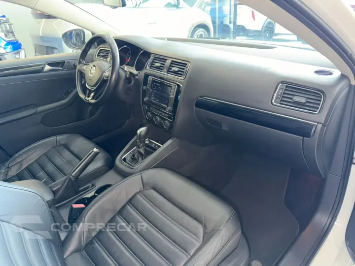 JETTA Highline 2.0 TSI 16V 4p Tiptronic