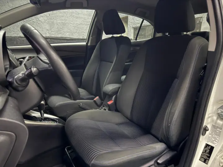 YARIS 1.5 16V FLEX SEDAN XL PLUS TECH MULTIDRIVE