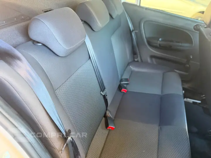 VOYAGE 1.0 Flex 12V 4p
