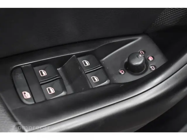 Q3 - 2.0 TFSI AMBITION QUATTRO 4P S TRONIC