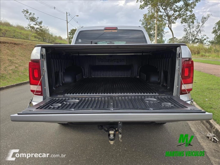 AMAROK 3.0 V6 TDI DIESEL HIGHLINE CD 4MOTION AUTO