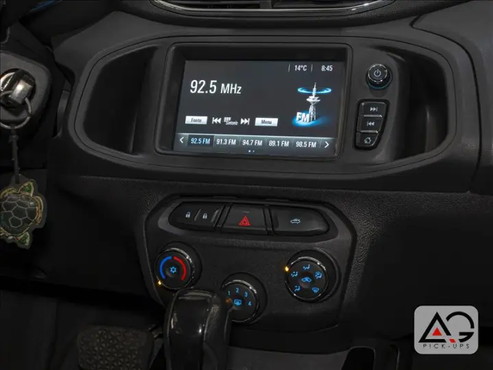 ONIX 1.4 MPFI LTZ 8V