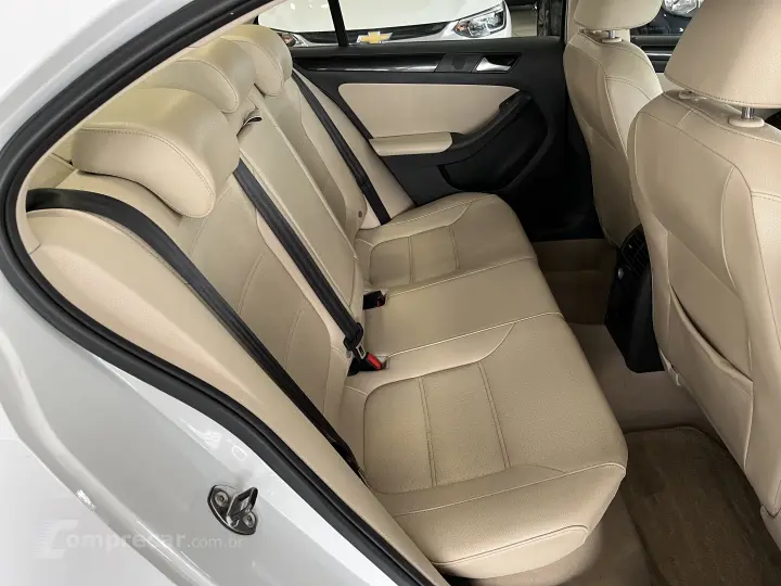 JETTA CONFORTLINE TIPTRONIC