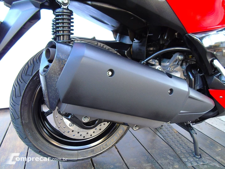 YAMAHA XMAX 250 ABS
