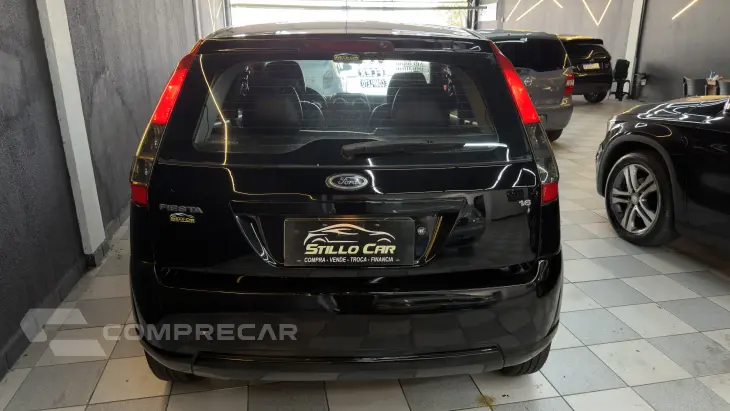 FIESTA 1.6 MPI Class Hatch 8V