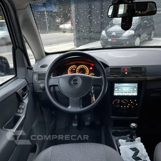 Meriva Joy 1.4 MPFI Econoflex