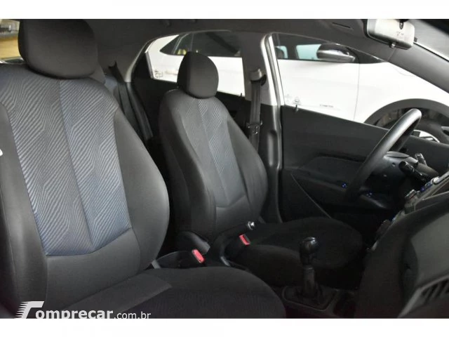 HB20 - 1.6 COMFORT PLUS 16V 4P MANUAL