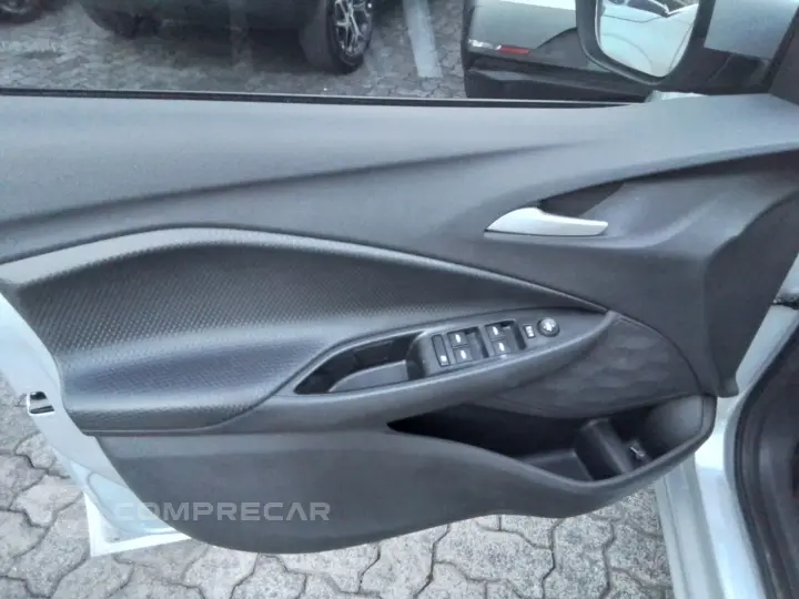 ONIX 1.0 TURBO FLEX LTZ AUTOMÁTICO