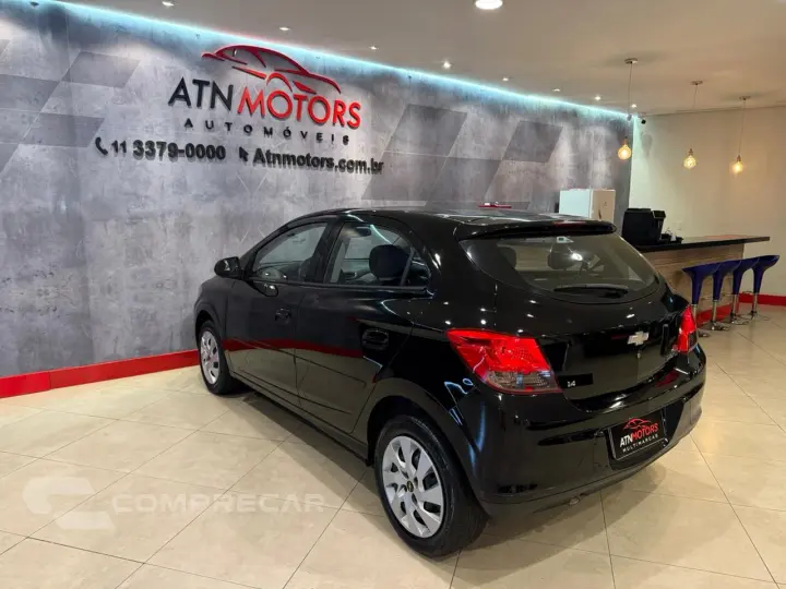 Onix Hatch 1.4 4P FLEX LT