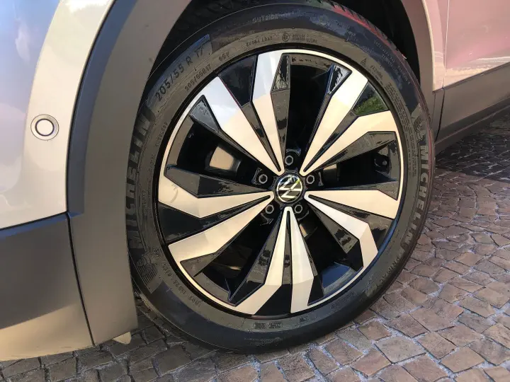 T-Cross 1.4 250 Tsi Total Flex Highline Automático