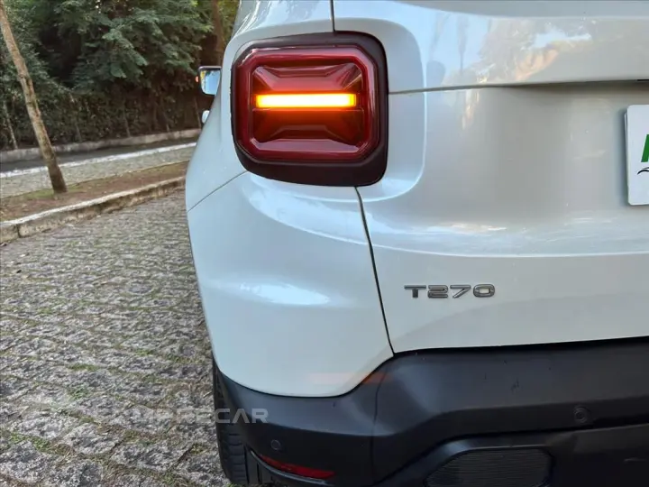 RENEGADE 1.3 T270 TURBO FLEX LONGITUDE AT6