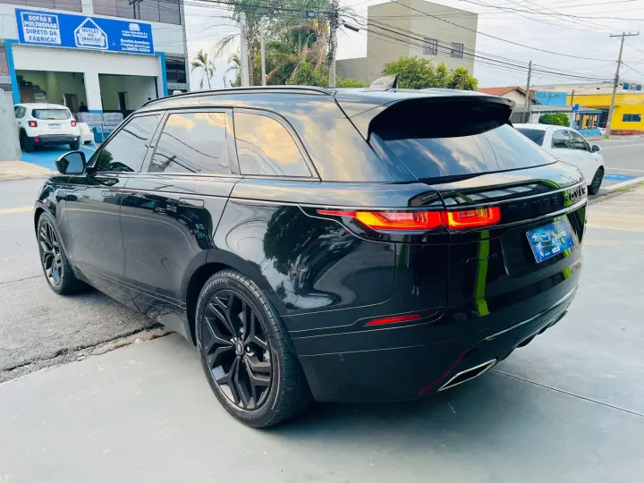 RANGE ROVER VELAR 2.0 D180 R-dynamic SE