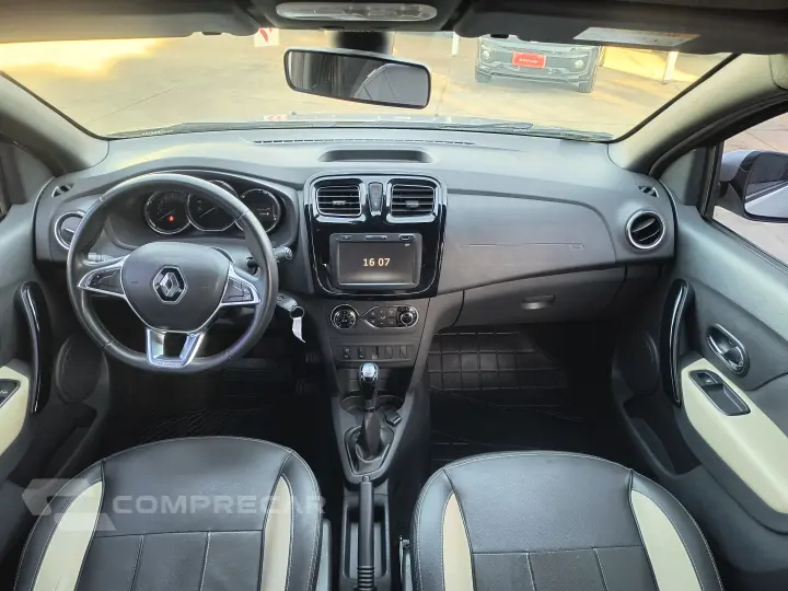 SANDERO 1.6 16V SCE Stepway Iconic