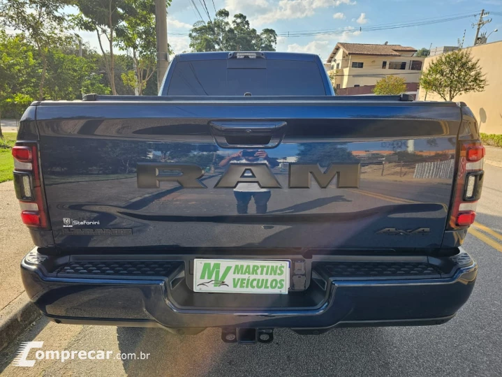 2500 6.7 I6 Turbo Laramie CD 4X4