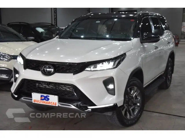 HILUX SW4 - 2.8 D-4D TURBO DIAMOND 7L AUTOMÁTICO