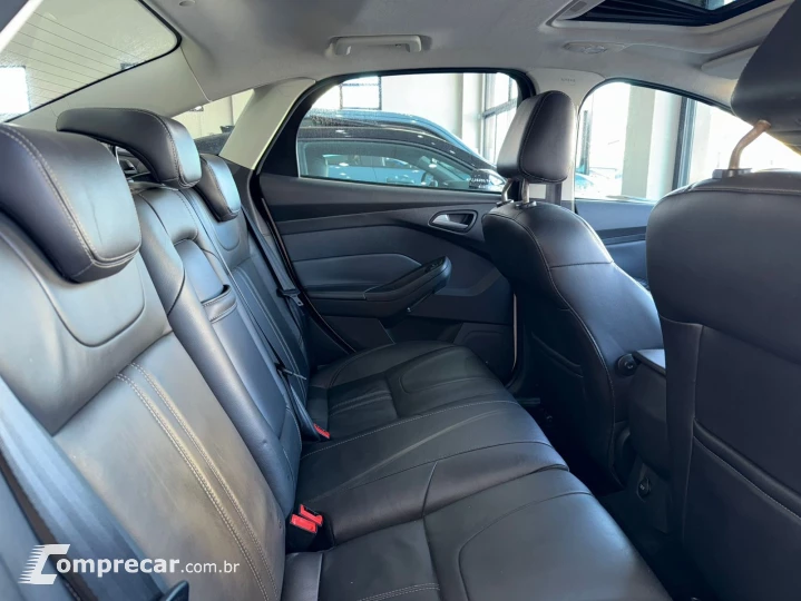 FOCUS 2.0 Titanium Plus Sedan 16V