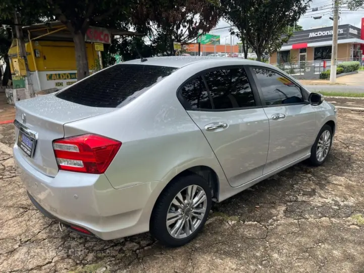 CITY 1.5 EX Sedan 16V