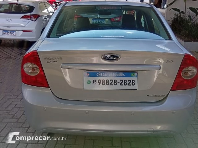 FOCUS SEDAN - 2.0 GLX SEDAN 16V 4P AUTOMÁTICO