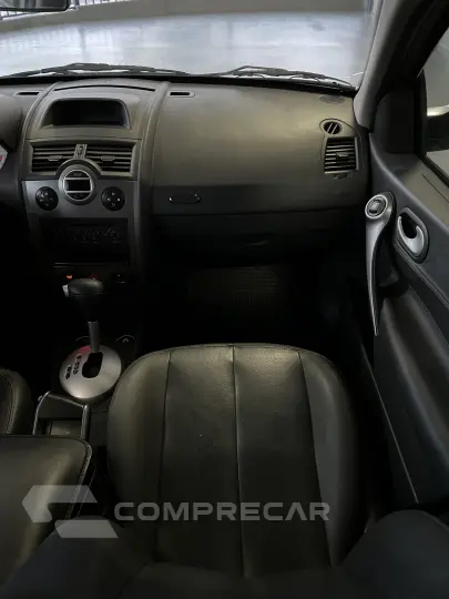 MEGANE 2.0 Dynamique Grand Tour 16V