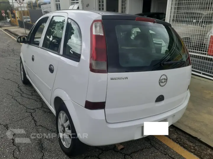 MERIVA 1.8 MPFI JOY 8V