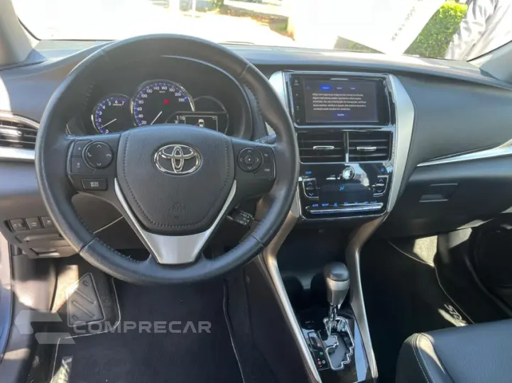 YARIS 1.5 16V Sedan XS Connect