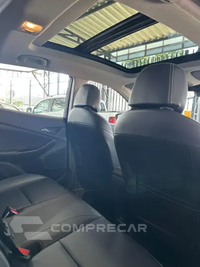 TRACKER 1.2 Turbo Premier