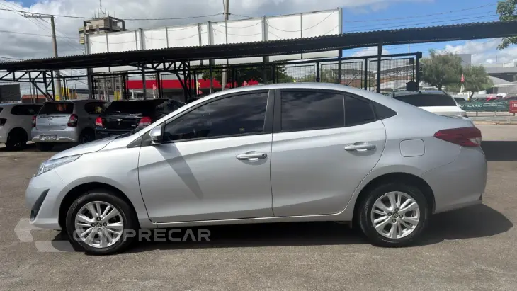 Yaris Sedan 1.5 16V 4P FLEX XL MULTIDRIVE AUTOMÁTICO CVT
