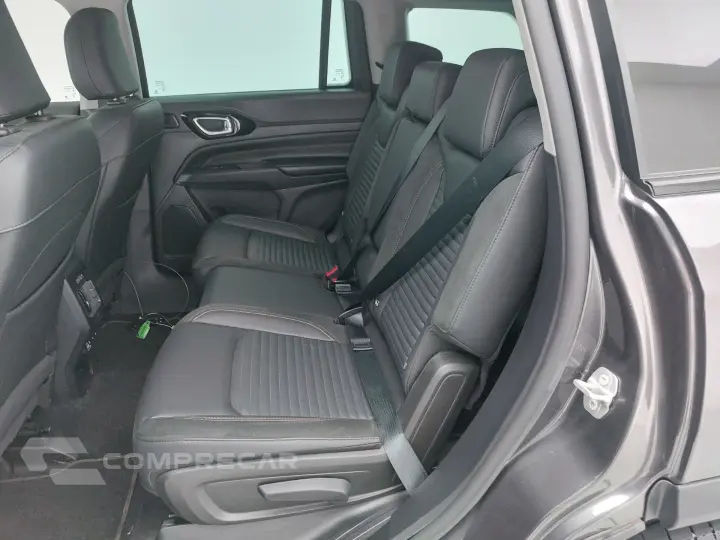 COMMANDER 1.3 T270 TURBO FLEX LIMITED AT6