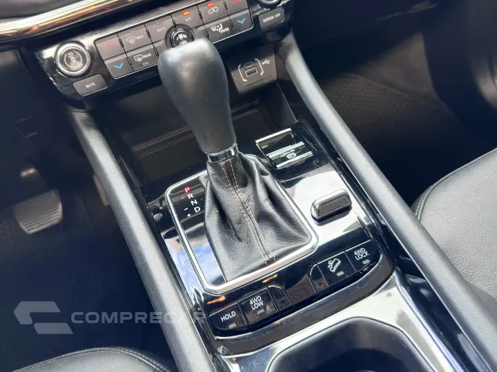 COMPASS 2.0 TD380 TURBO DIESEL LIMITED AT9