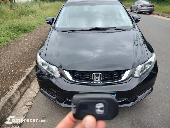 CIVIC 2.0 LXR 16V