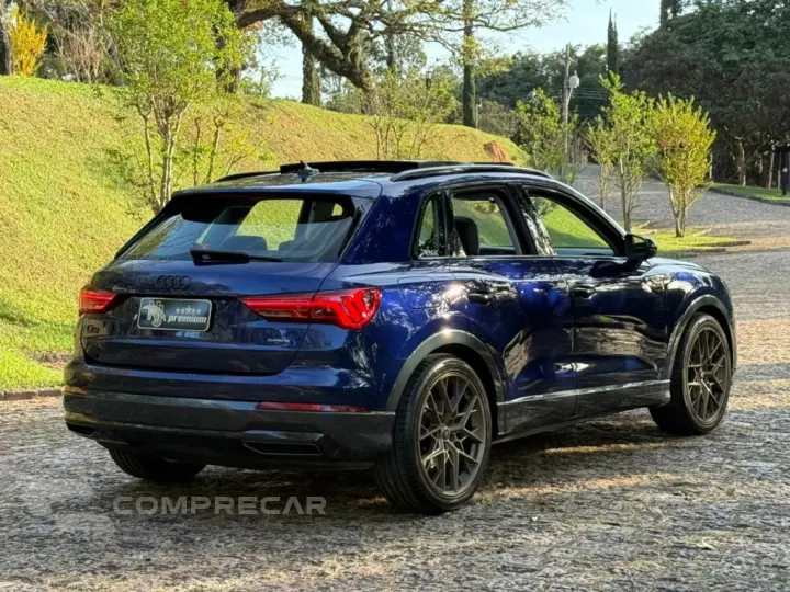 Q3 2.0 40 TFSI GASOLINA PERFORMANCE BLACK QUATTRO TIPTRONIC