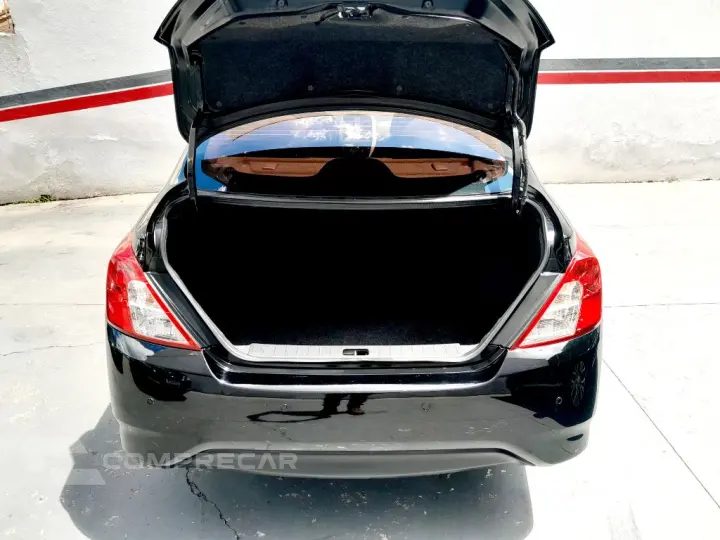 VERSA SV 1.6 16V FlexStart 4p Aut.