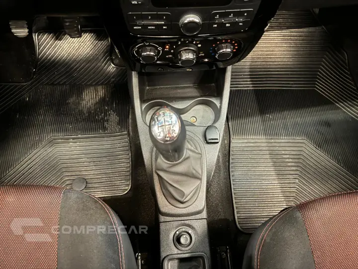 Sandero 1.6 STEPWAY 16V FLEX 4P MANUAL