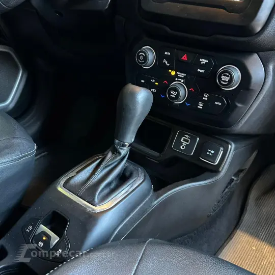 RENEGADE 1.8 16V Sport