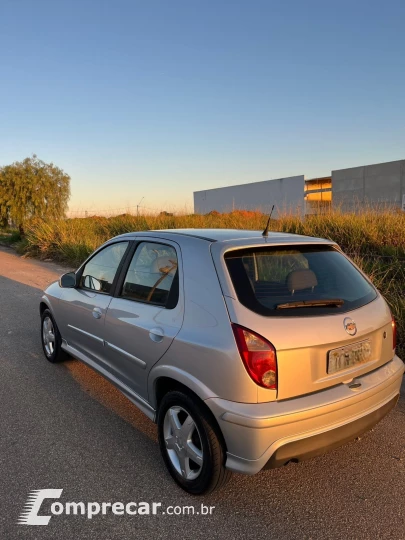 CELTA 1.0 MPFI Life 8V