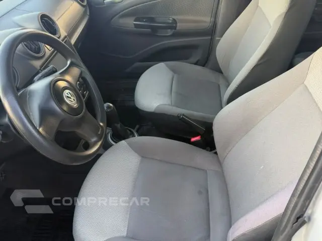 VOYAGE - 1.0 MI 8V 4P MANUAL
