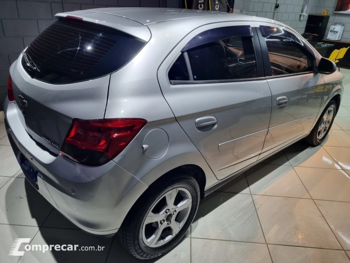 ONIX 1.4 MPFI LTZ 8V