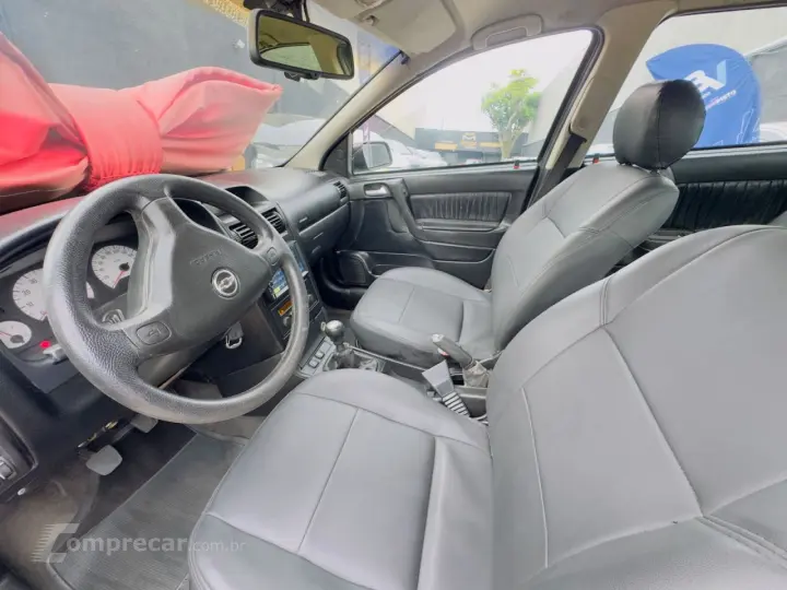 Astra Hatch 2.0 16V 4P GSI